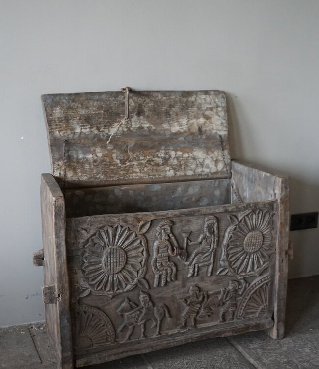 Rene Houtman Himalaya Oud Houten Kist | India | H58,5 x B85 x D40 cm