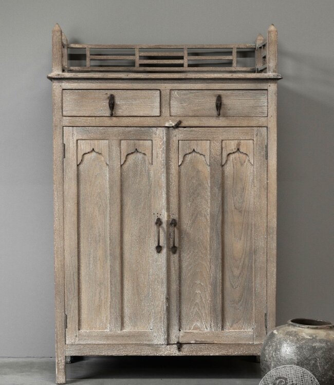 Be-Uniq Kastje 2-Deurs Oud Hout India Houtsnijwerk H136 x B84 x 35 cm