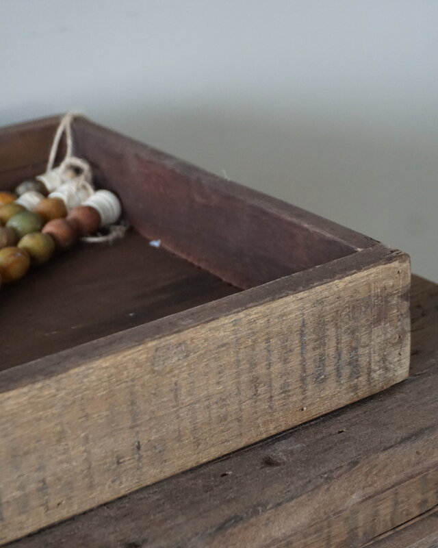 Be-Uniq Dienblad | Tray | Oud Hout | H6,5xB50xD30 cm