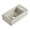 Rhea M fontein rechts 40 x 22 x 11 cm keramiek beige