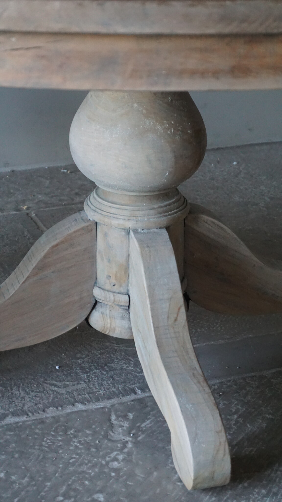 Rene Houtman Eetkamertafel | Rond | Bruin | H80 x D150 cm