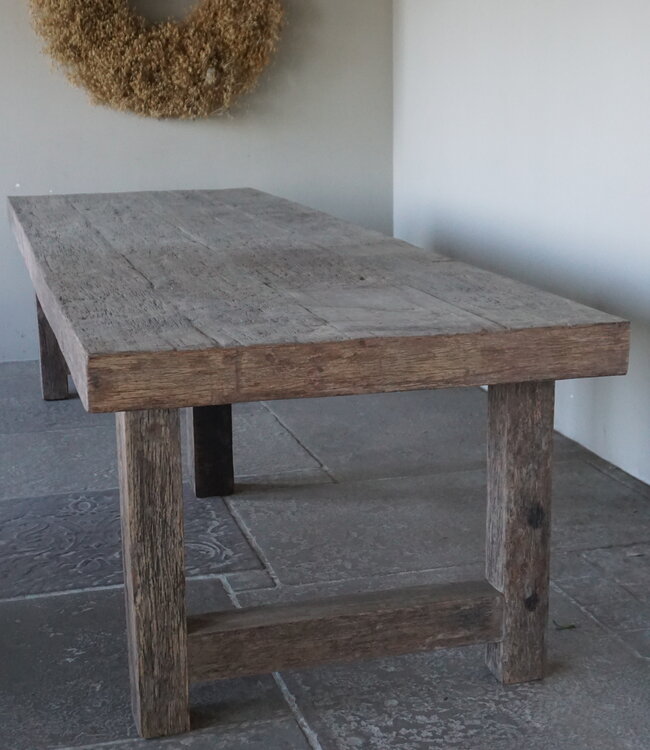 Be-Uniq Eettafel Special | Oud Hout | H78 x B320 x D105 cm