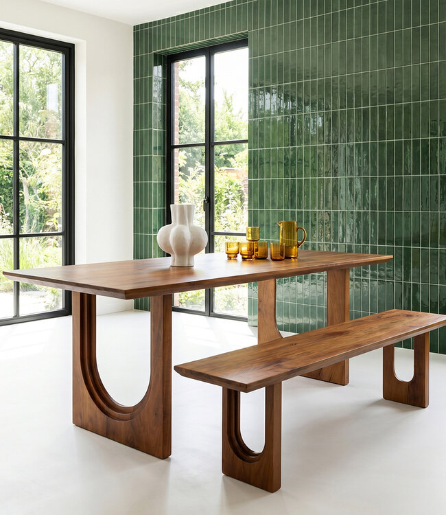 Raw Materials Amsterdam Mangohouten eettafel met boogvormige, afgeronde en afgeschuinde rand - 180 cm