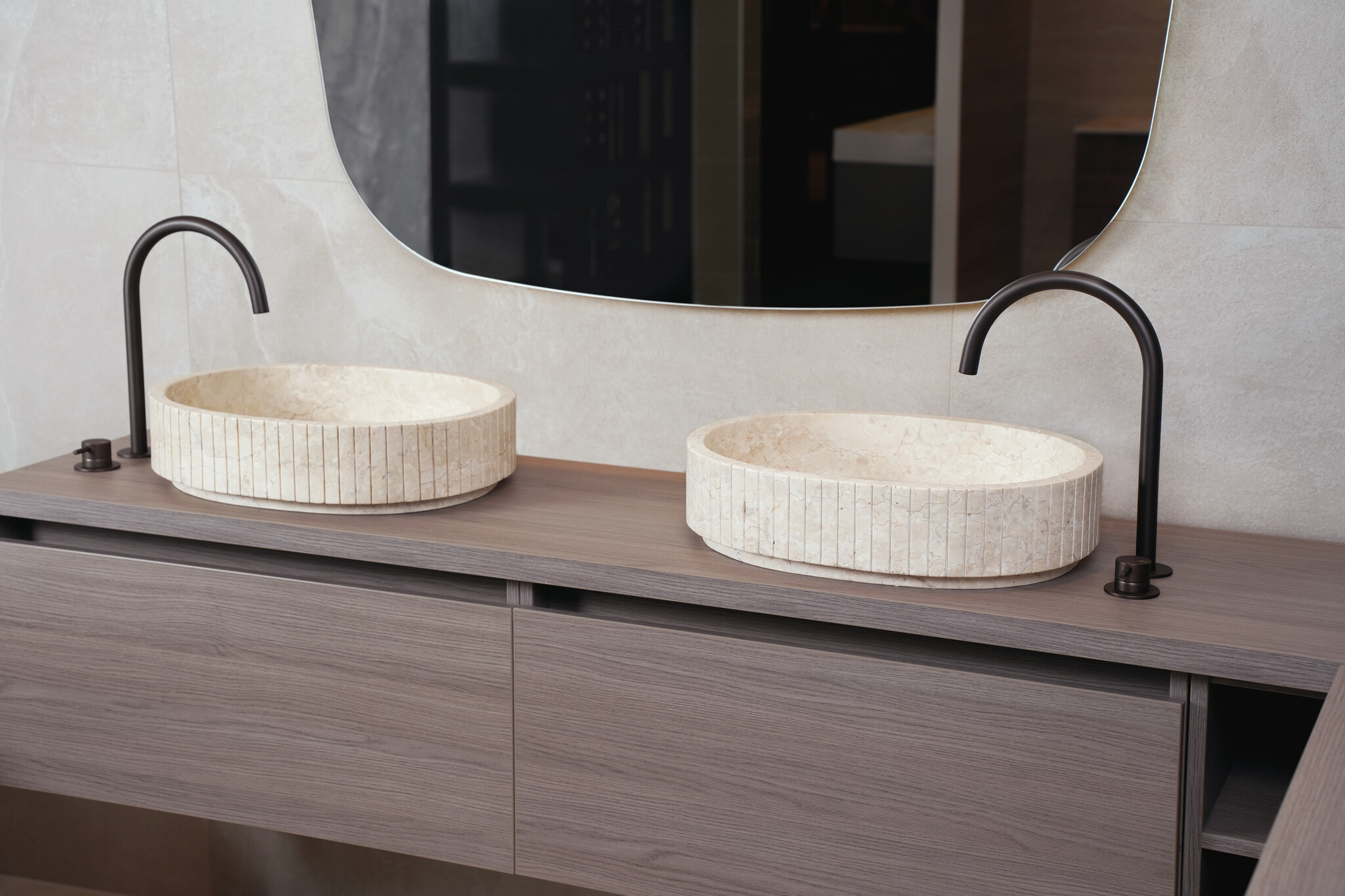 Loutro Bathroomware Waskom Jayda Ovaal | Marmer | 2 Maten