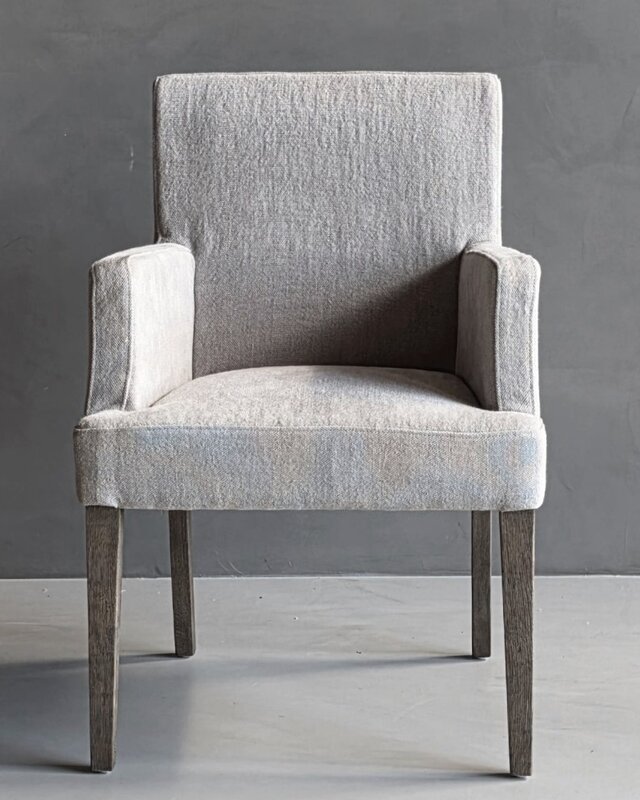 Luksa Home Collection Stoel Emma | 100% Linnen | H88 cm | 2 Kleuren