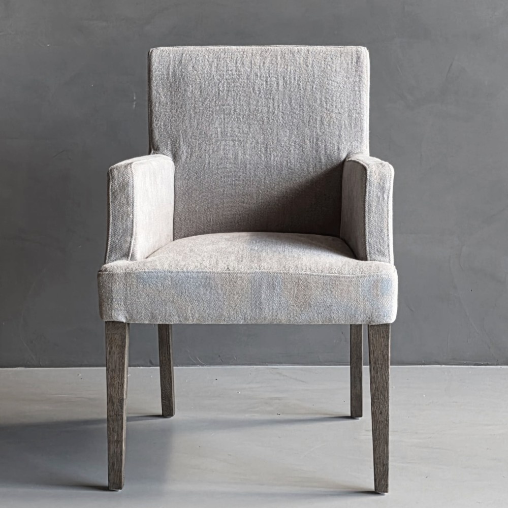 Luksa Home Collection Stoel Emma | 100% Linnen | H88 cm | 2 Kleuren