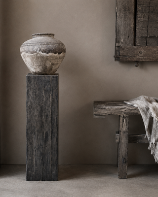Luksa Home Collection Pilaar Finn | Antique Grey | H120 x B35 x D35 cm