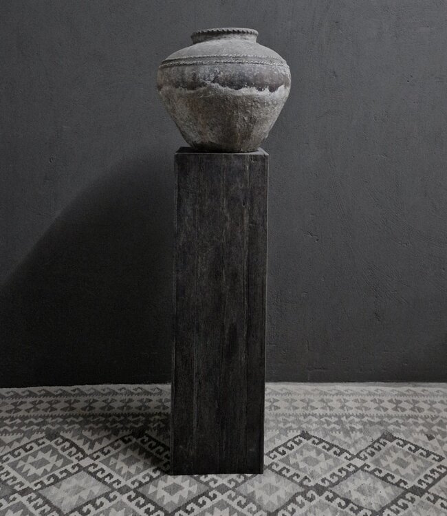 Luksa Home Collection Pilaar Finn | Antique Grey | H120 x B35 x D35 cm