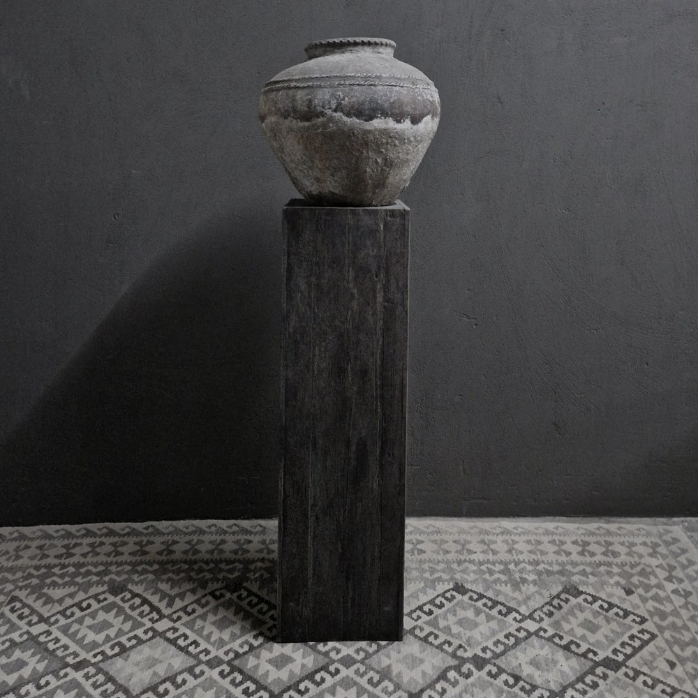 Luksa Home Collection Pilaar Finn | Antique Grey | H120 x B35 x D35 cm