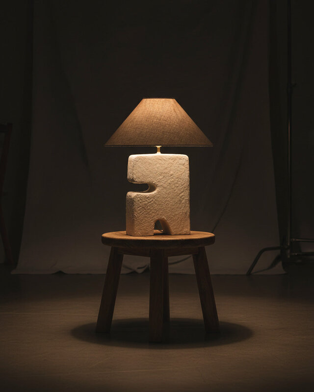 Bazar Bizar Antwerp De L’Objet tafellamp - wit - M