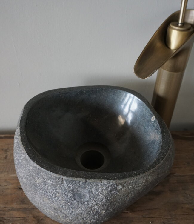 Rene Houtman Kleine Stenen Waskom + Spoelgat | H13,5 x B26 x D22 cm
