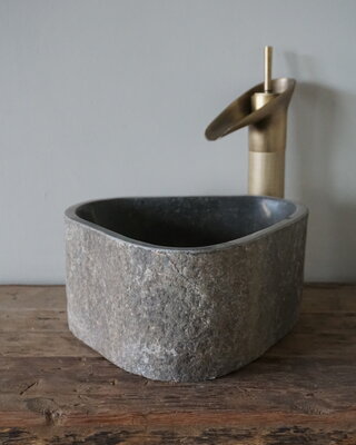 Rene Houtman Kleine Stenen Waskom + Spoelgat | H13,5 x B28 x D27 cm