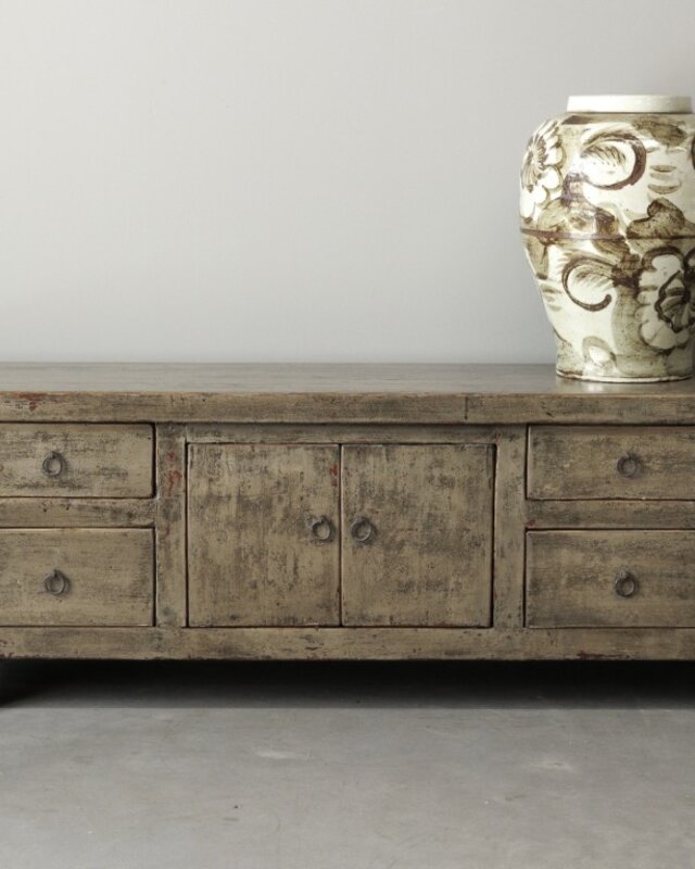 Be-Uniq Oud Dressoir Laag | China | H48xB160xD39 cm