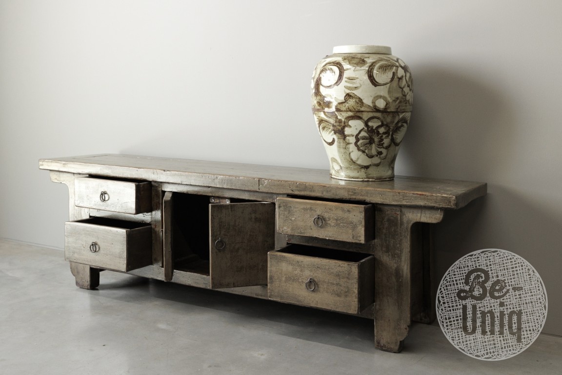 Be-Uniq Oud Dressoir Laag | China | H48xB160xD39 cm