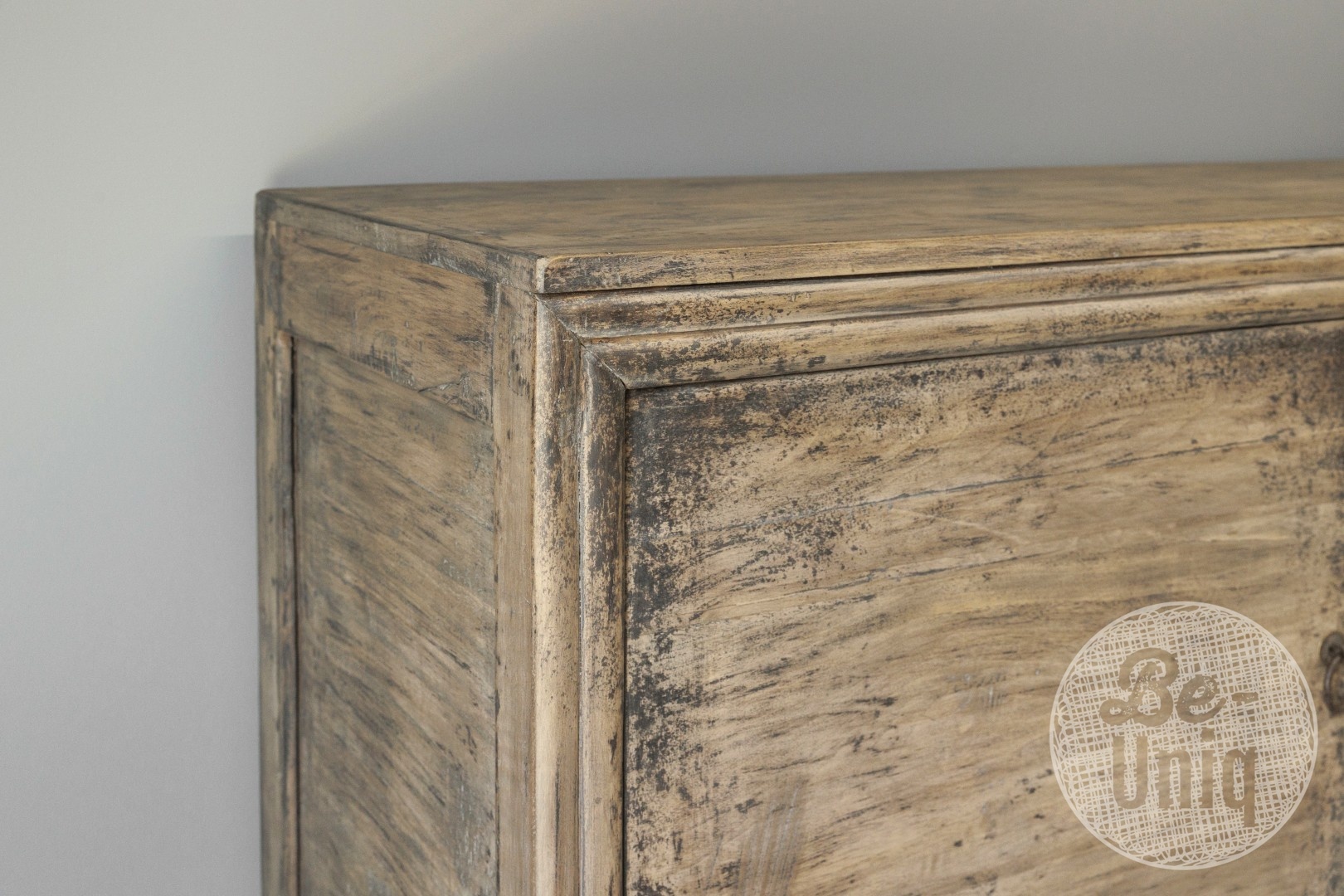 Be-Uniq Oud Dressoir Walnoot | China | H87xB192xD43 cm