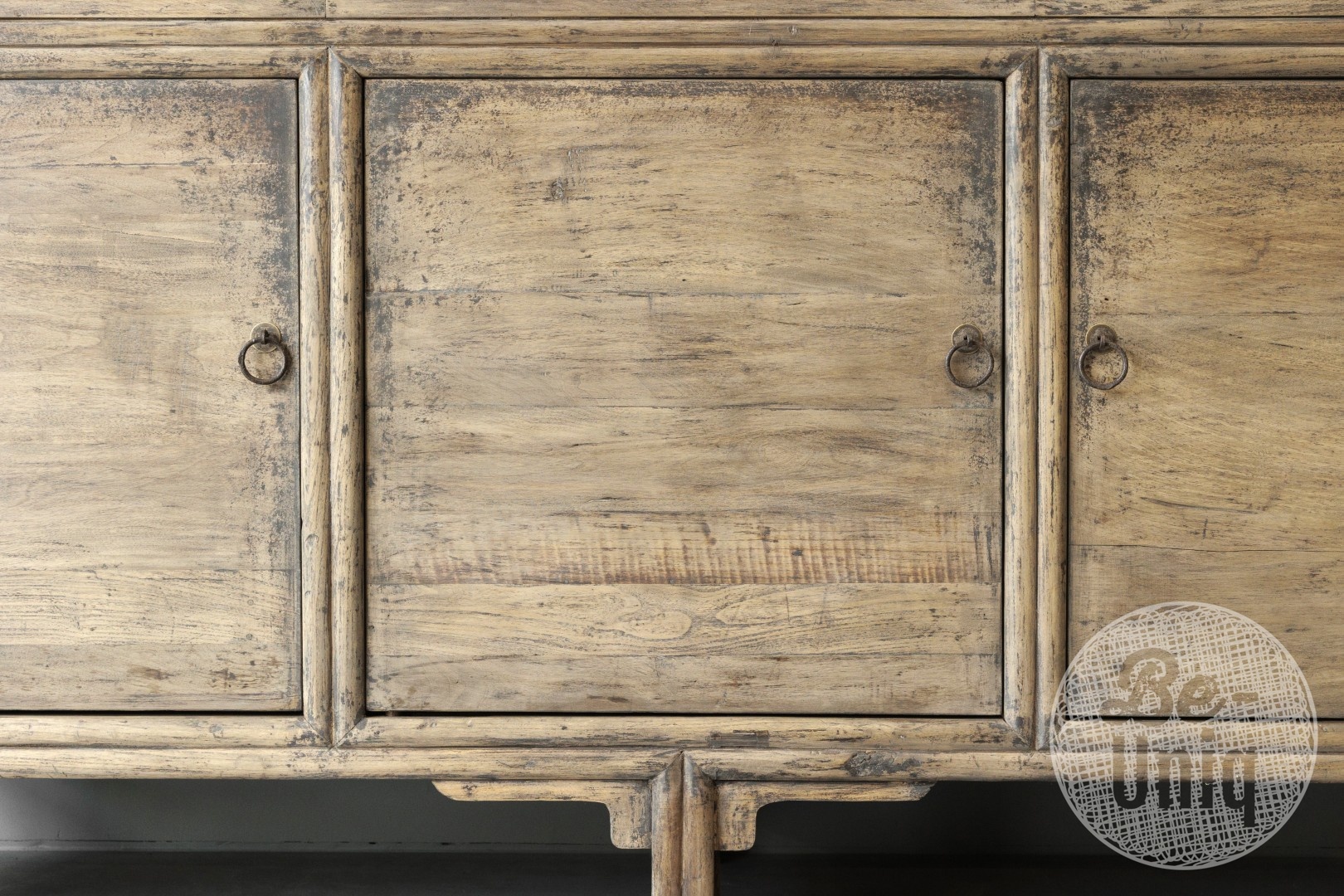 Be-Uniq Oud Dressoir Walnoot | China | H87xB192xD43 cm