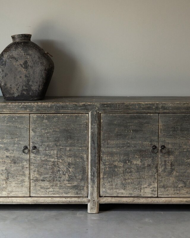 Be-Uniq Oud Dressoir | China | H82xB195xD45 cm