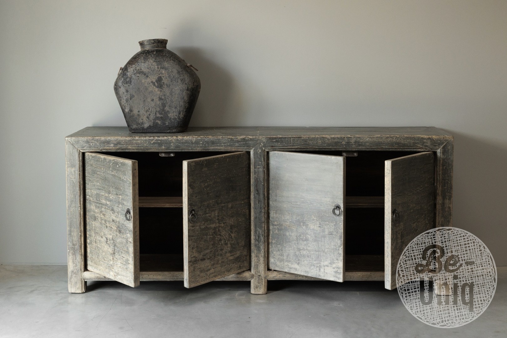 Be-Uniq Oud Dressoir | China | H82xB195xD45 cm