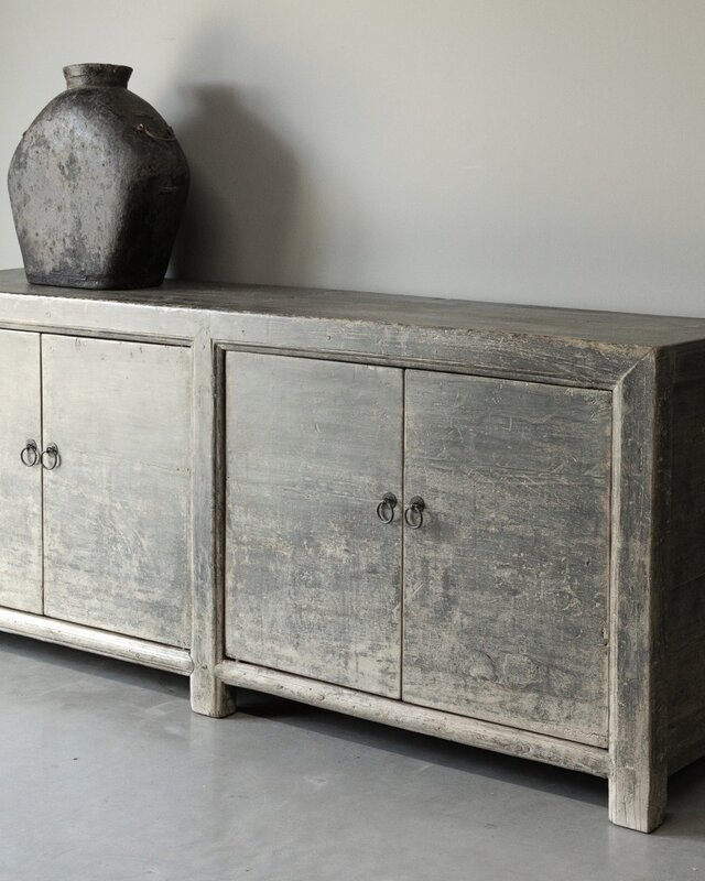 Be-Uniq Oud Dressoir | China | H82xB195xD45 cm