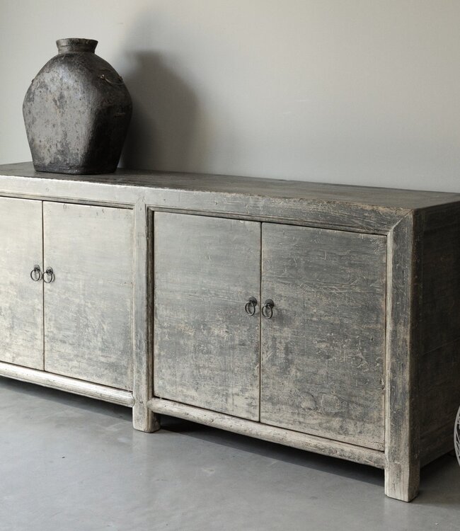 Be-Uniq Oud Dressoir | China | H82xB195xD45 cm