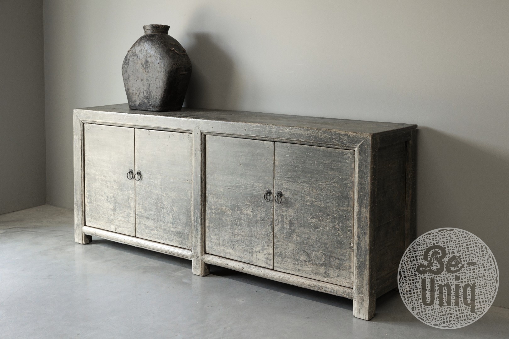 Be-Uniq Oud Dressoir | China | H82xB195xD45 cm
