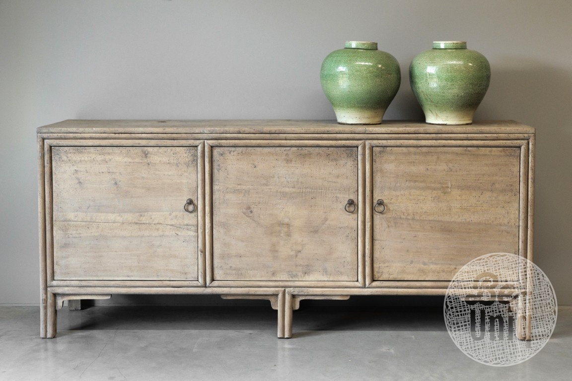 Be-Uniq Oud Dressoir Walnoot | China | H85xB197xD44 cm