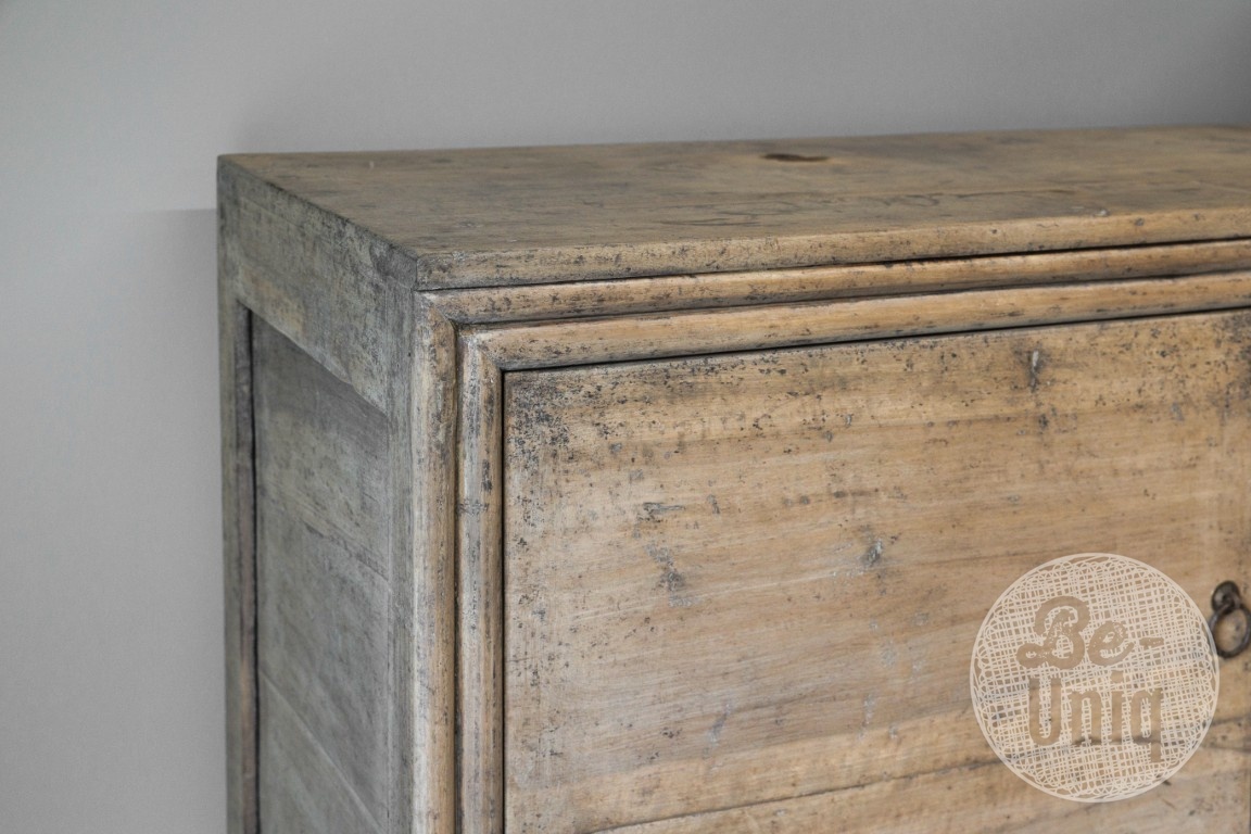 Be-Uniq Oud Dressoir Walnoot | China | H85xB197xD44 cm