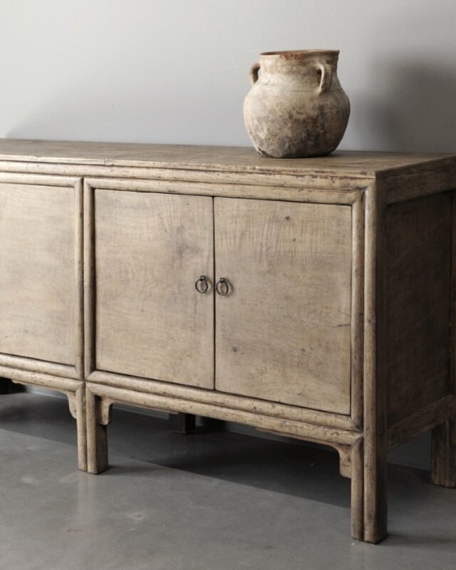 Be-Uniq Oud Dressoir Walnoot | China | H83xB160xD43 cm