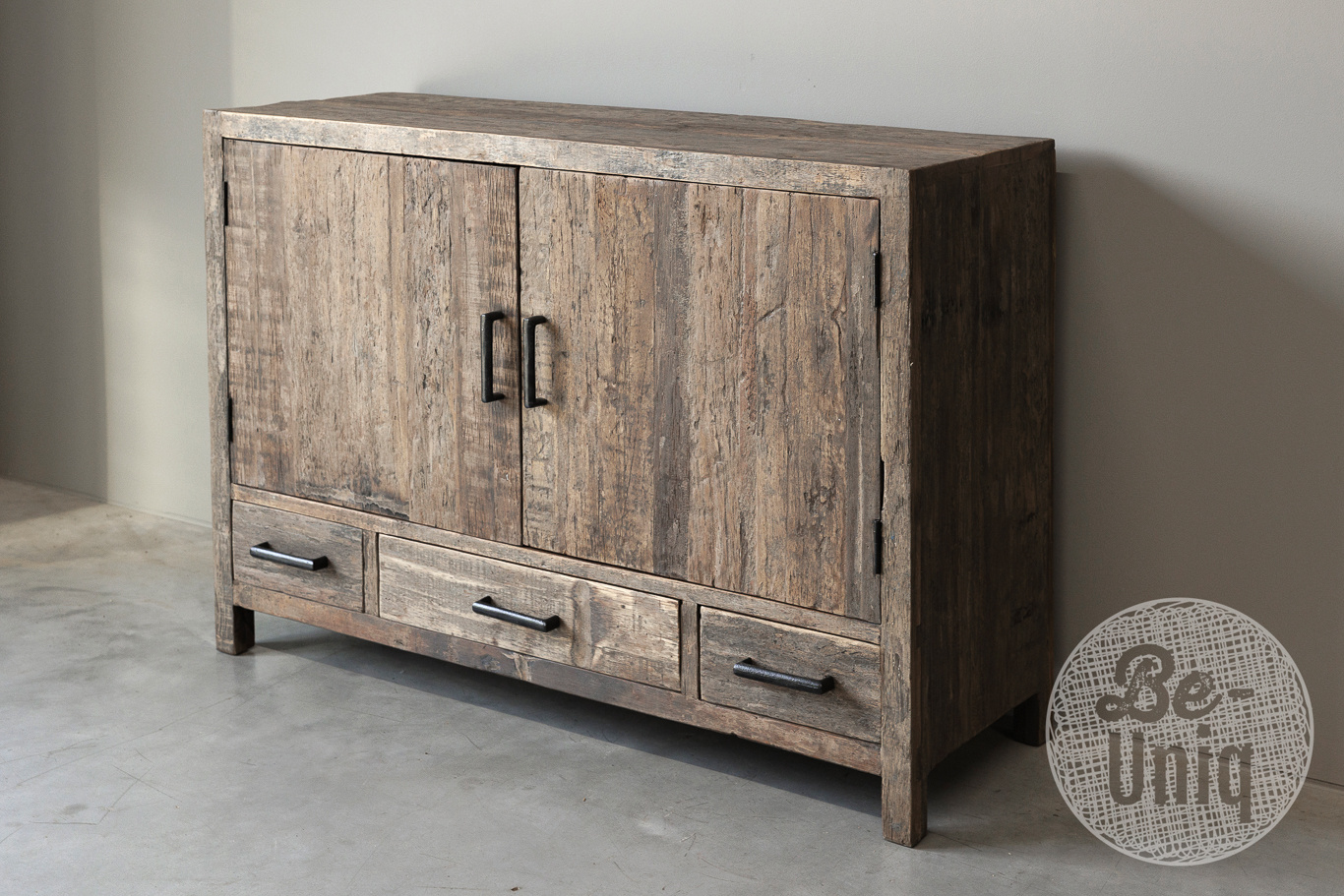 Be-Uniq Uniek Dressoir | Oud Hout | H85xB115xD40 cm