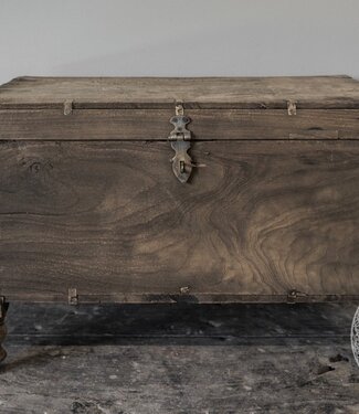 Be-Uniq Oude Kist | Rustiek Verweerd | H45xB62xD36 cm