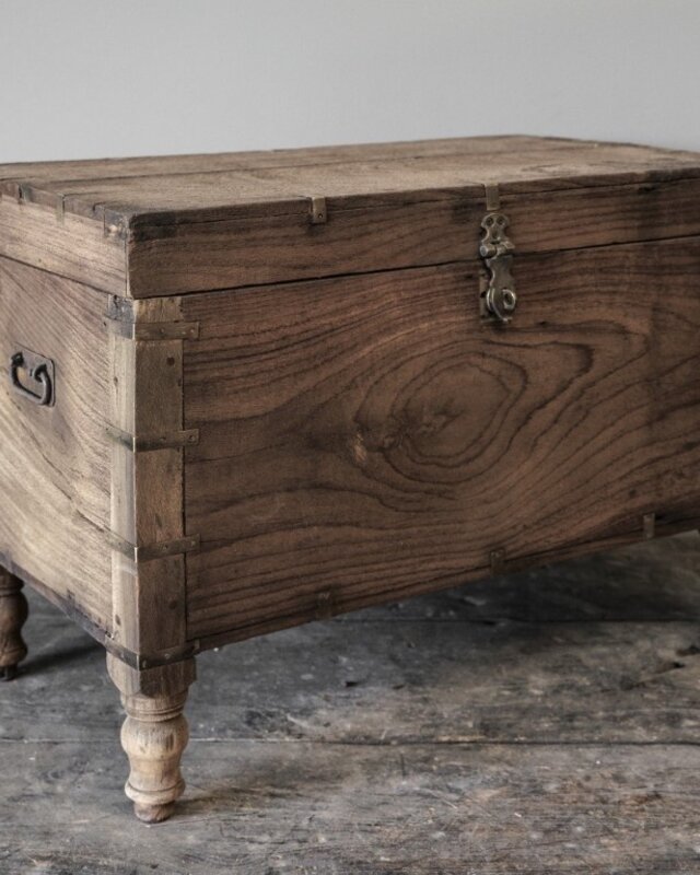 Be-Uniq Oude Kist | Rustiek Verweerd | H47xB61xD35 cm