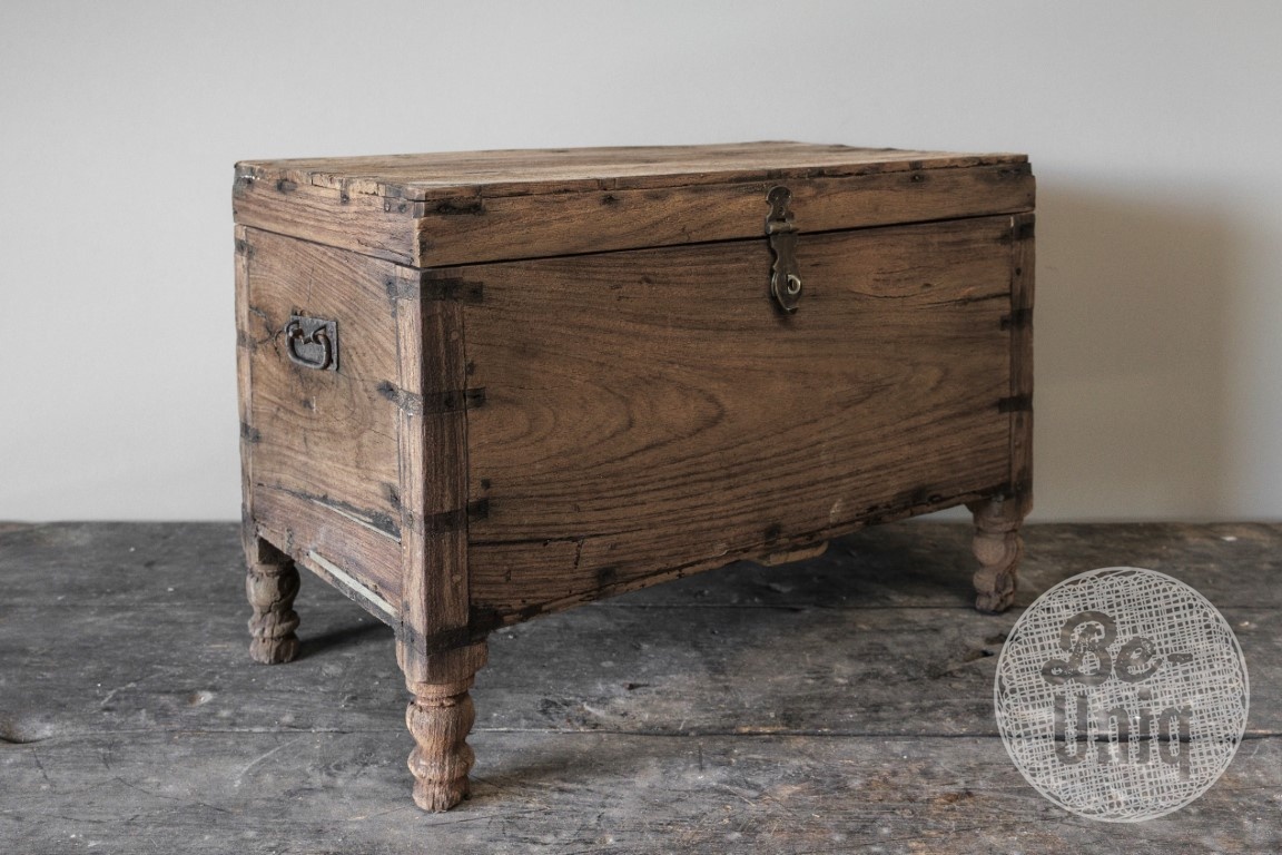 Be-Uniq Oude Kist | Rustiek Verweerd | H46xB62xD36 cm