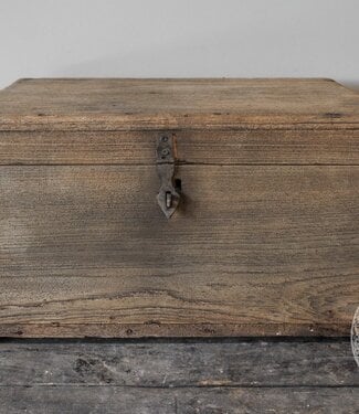 Be-Uniq Oude Kist | Rustiek Verweerd | H37xB60xD40 cm