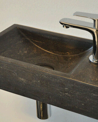 Wiesbaden Raw Fontein | Hardsteen Gezoet | Rechts | 40x22x10 cm