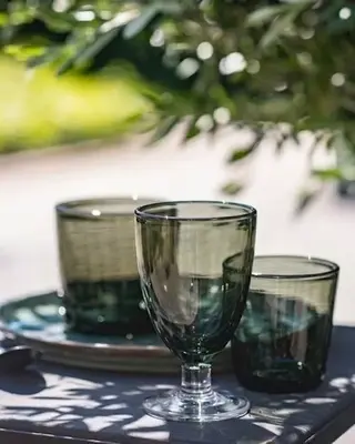 DutZ Drink glas op voet | H13 x D8 | Groen