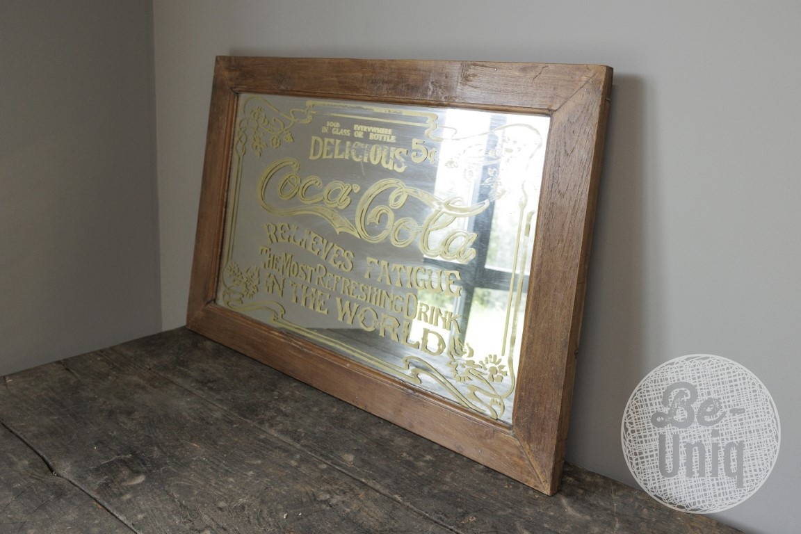 Be-Uniq Oude Spiegel Houten Lijst Coca Cola H61 x B94 x D3 Cm