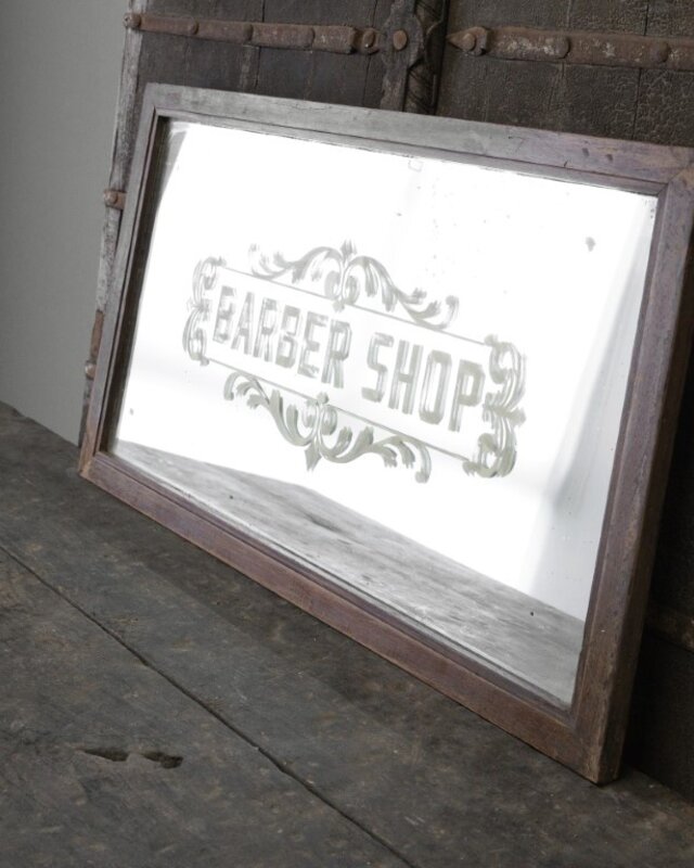 Be-Uniq Oude Spiegel Houten Lijst Barbershop H53 x B92 x D3 Cm