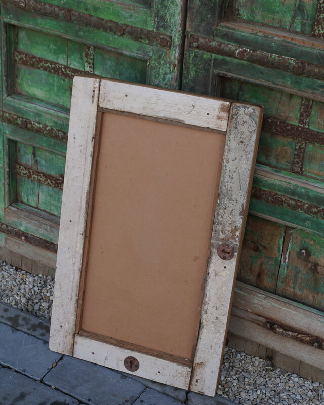 Rene Houtman Spiegeltje Oud Hout India H61 x B38 x D4 Cm