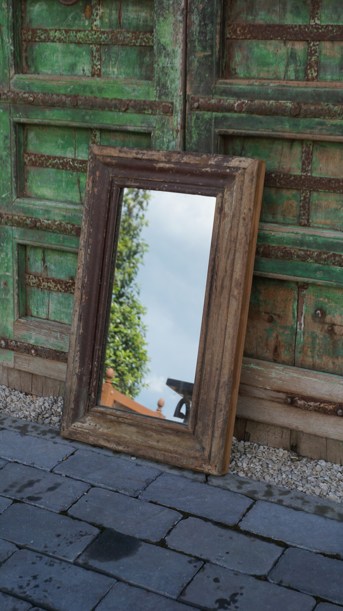 Rene Houtman Spiegeltje Oud Hout India H61 x B38 x D4 Cm