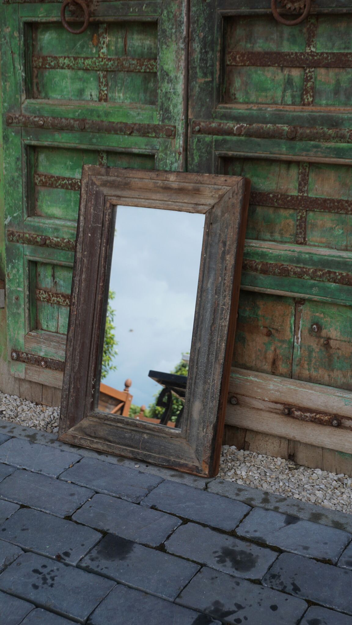 Rene Houtman Spiegeltje Oud Hout India H61 x B37.5 x D4 Cm