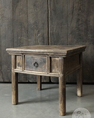 Be-Uniq Oude Bijzettafel | China | H48xB52xD52 cm