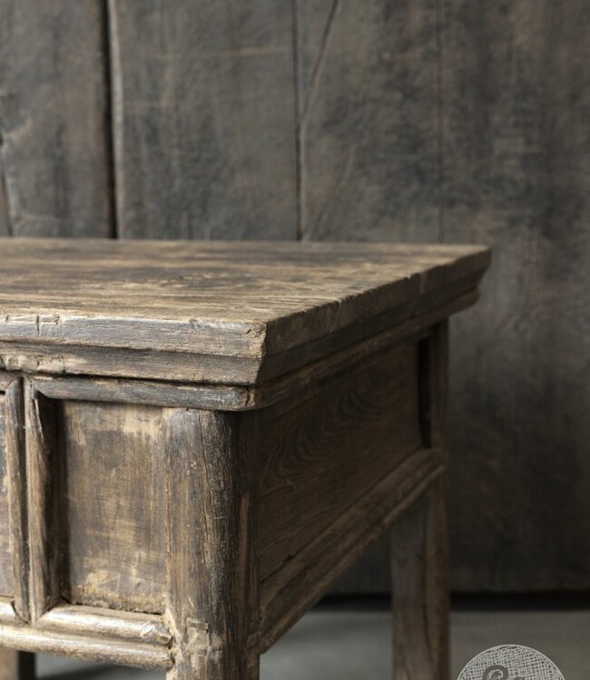 Be-Uniq Oude Bijzettafel | China | H48xB52xD52 cm