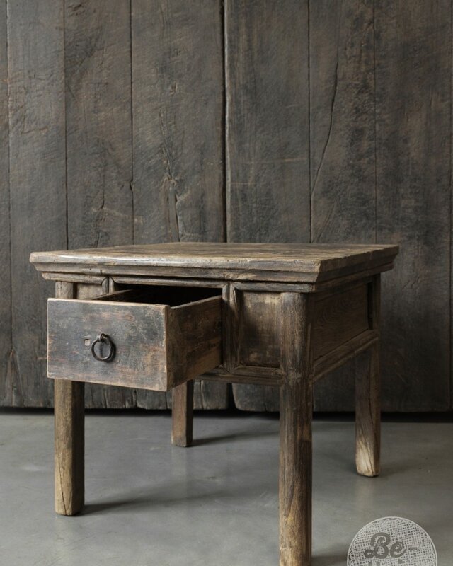 Be-Uniq Oude Bijzettafel | China | H48xB52xD52 cm