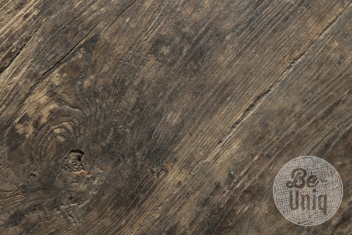 Be-Uniq Oude Bijzettafel | China | H48xB52xD52 cm