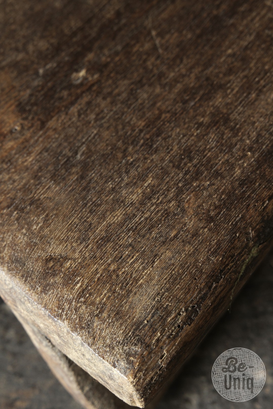 Be-Uniq Antieke Naga Display | India | H14xB35xD23 cm