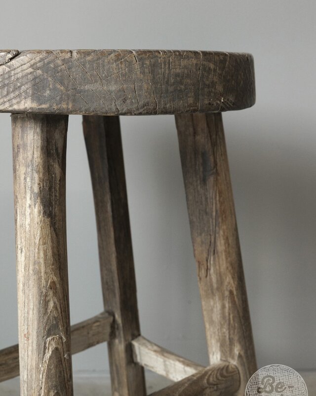 Be-Uniq Oude Bijzettafel | China | H54xB40xD40 cm