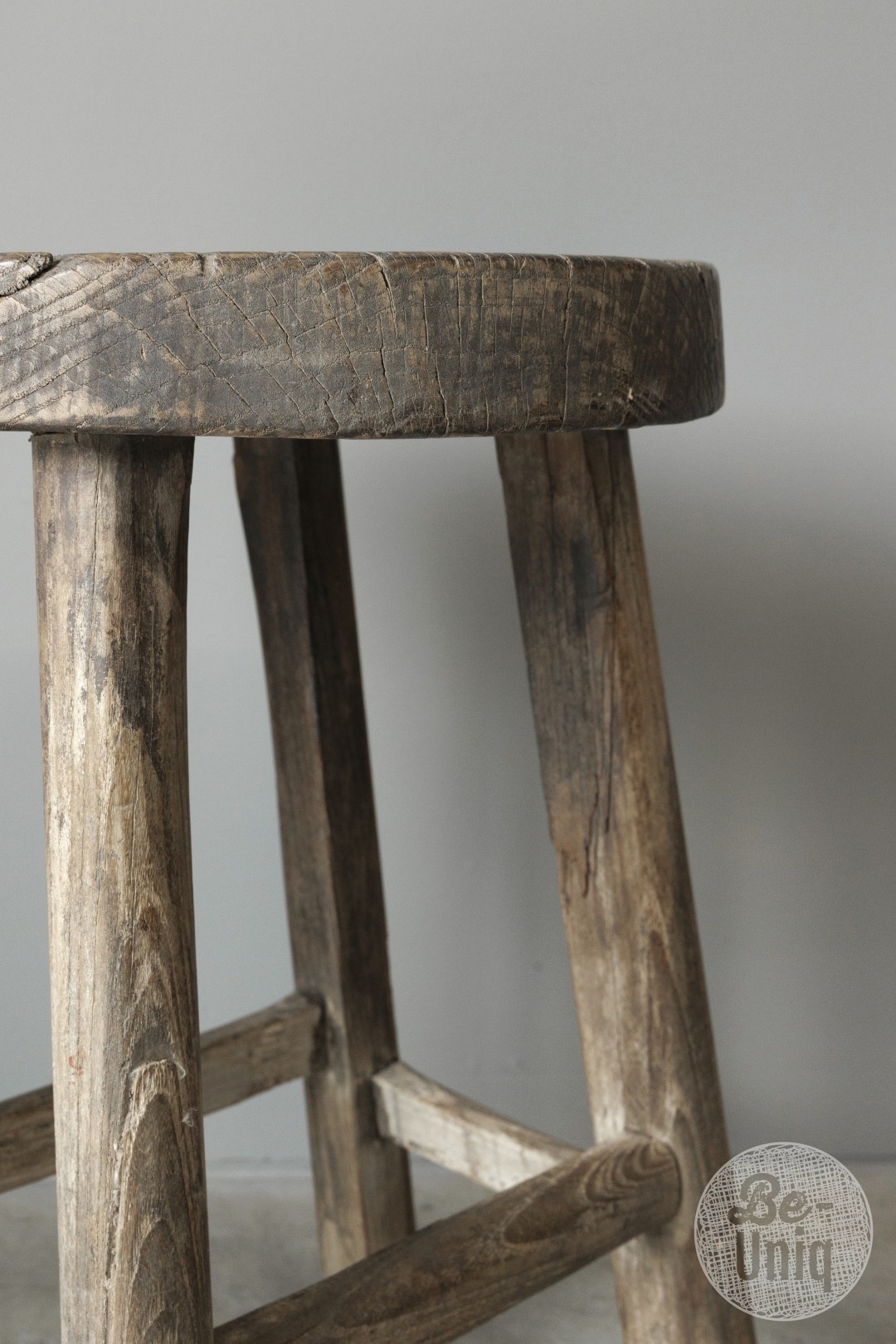 Be-Uniq Oude Bijzettafel | China | H54xB40xD40 cm