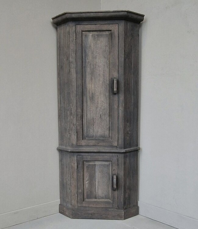 Luksa Home Collection Hoekkast Pip Hout Antique Grey H220 x B100 x D50 Cm