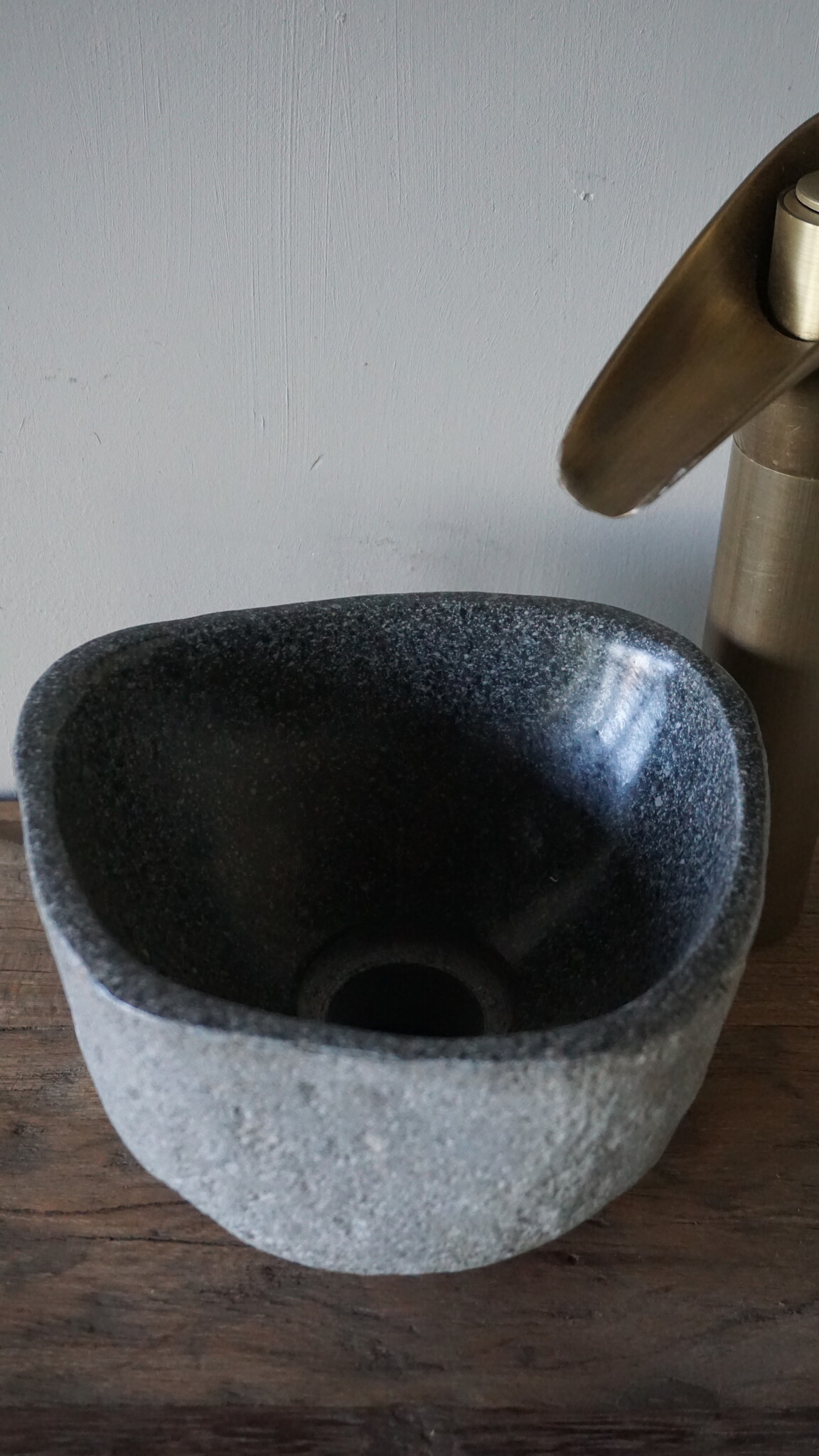 Rene Houtman Kleine Stenen Waskom + Spoelgat | H12xB21xD19 cm