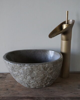 Rene Houtman Kleine Stenen Waskom + Spoelgat | H13 x B25 x D20 cm